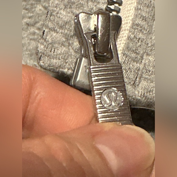 Lululemon jacket - Picture 3 of 3